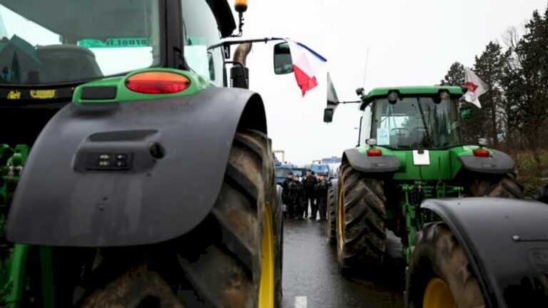 colere-des-agriculteurs:-les-blocages-des-routes-en-ile-de-france-leves