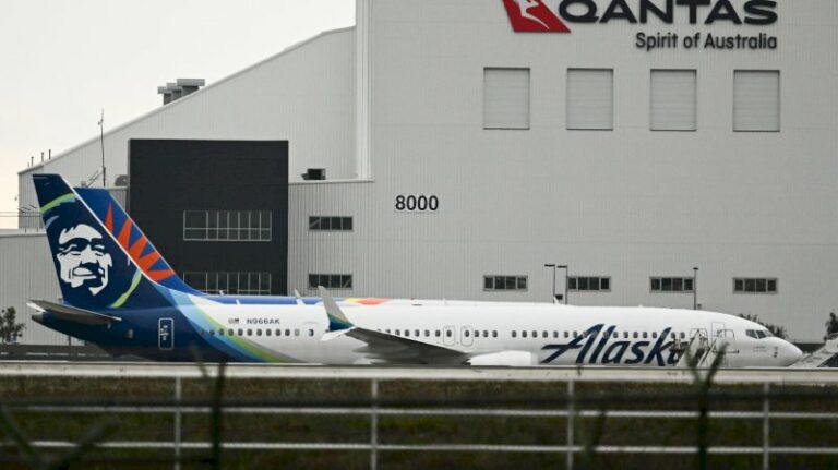 boeing-737 air-max-9 :-l’enquete-prouve-que-des-boulons-manquaient-sur-l’avion-d’alaska-airlines