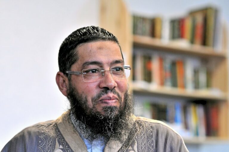 propos-hostiles-a-la-france-de-l’imam-mahjoubi-:-« la-quintessence-ideologique-des-freres-musulmans »