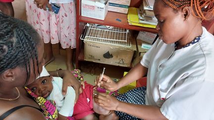 Paludisme : le Cameroun a entamé la vaccination obligatoire des enfants, 