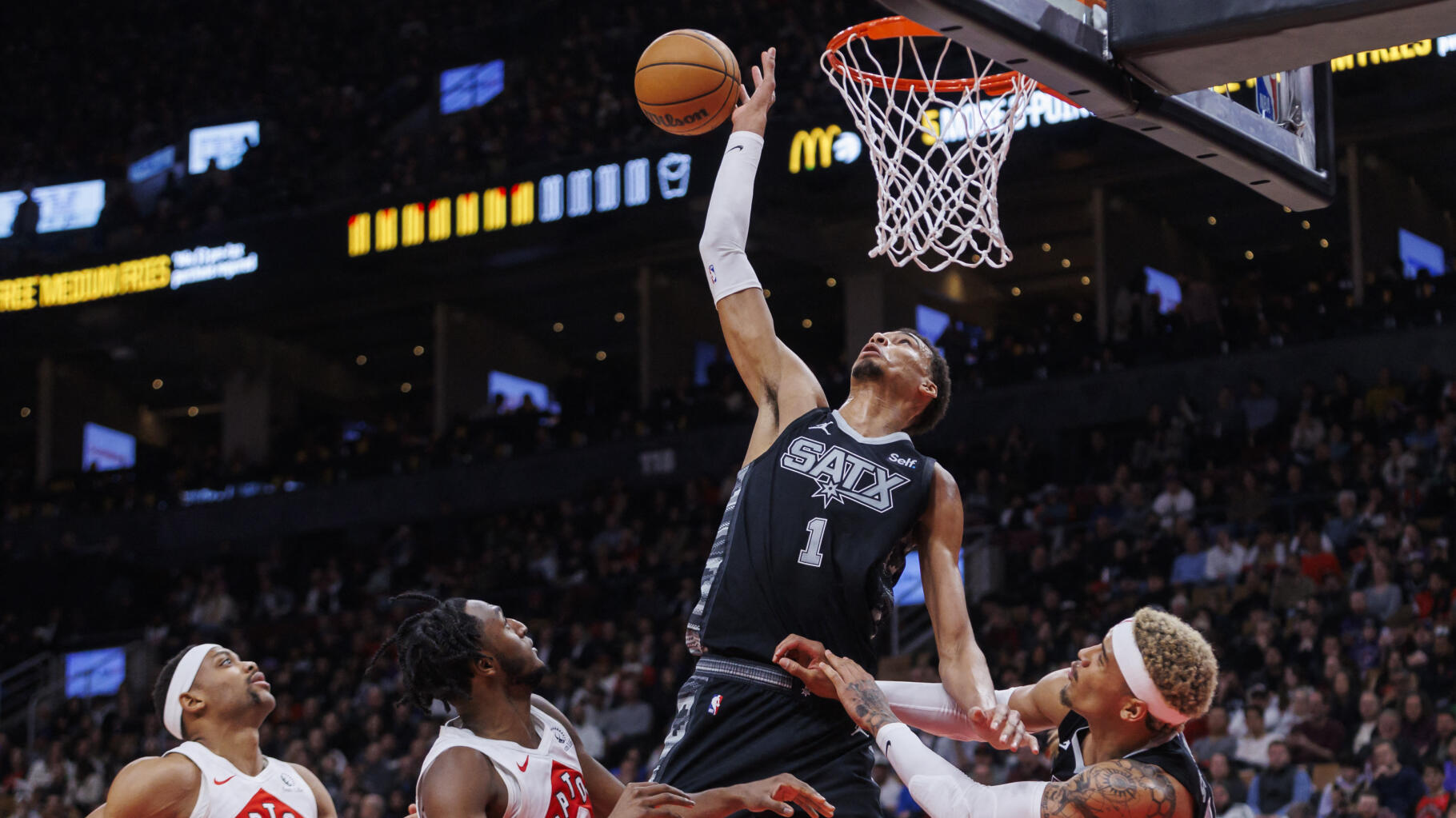   NBA : Victor Wembanyama fait sensation avec cette performance rare avec les San Antonio Spurs  