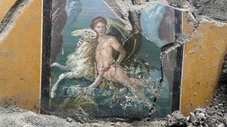 pompei-:-decouverte-de-splendides-nouvelles-fresques-conservees-presque-integralement