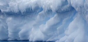 les-glaces-de-l’antarctique-au-plus-bas,-mais-« on-ne-nous-ecoute-pas »,-deplorent-des-scientifiques