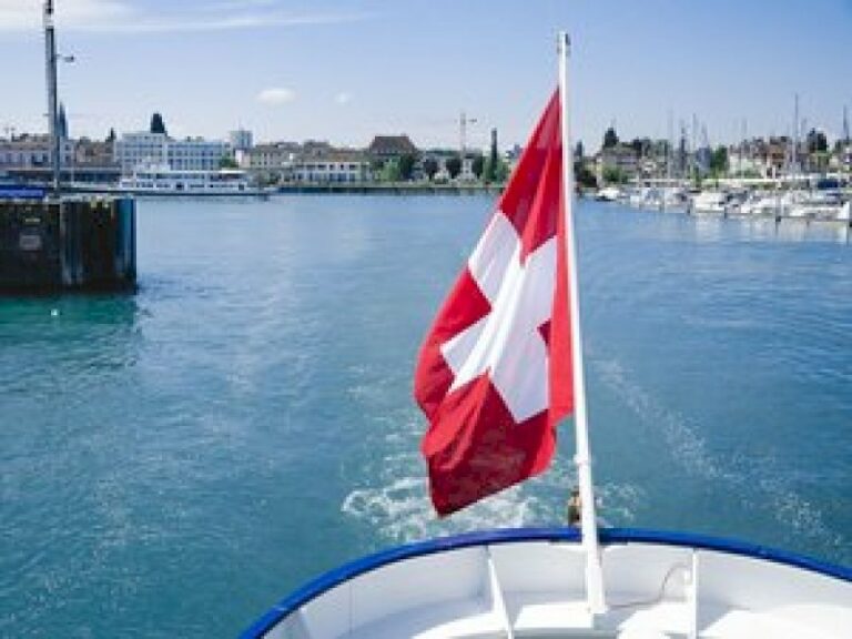 les-suisses-votent-pour-un-13eme-mois-de-pension-de-retraite-:-pourquoi-cette-decision-divise-le-pays